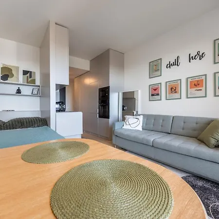 Design - Pristavna, & Parking Apartment