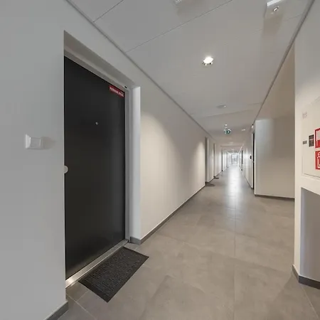 Design - Pristavna, & Parking Apartment *